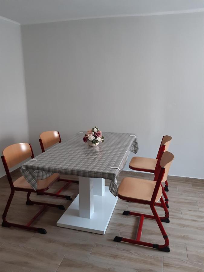 Helga Apartman Makó Екстериор снимка