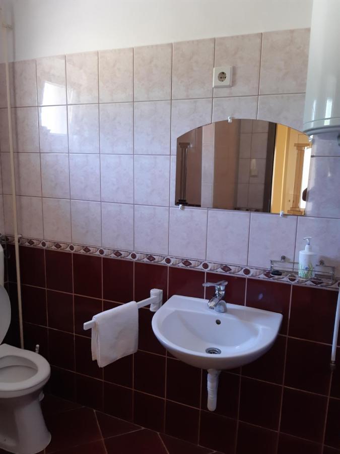 Helga Apartman Makó Екстериор снимка