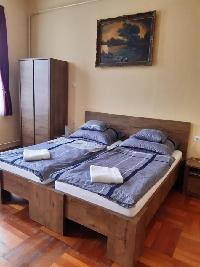 Helga Apartman Makó Екстериор снимка