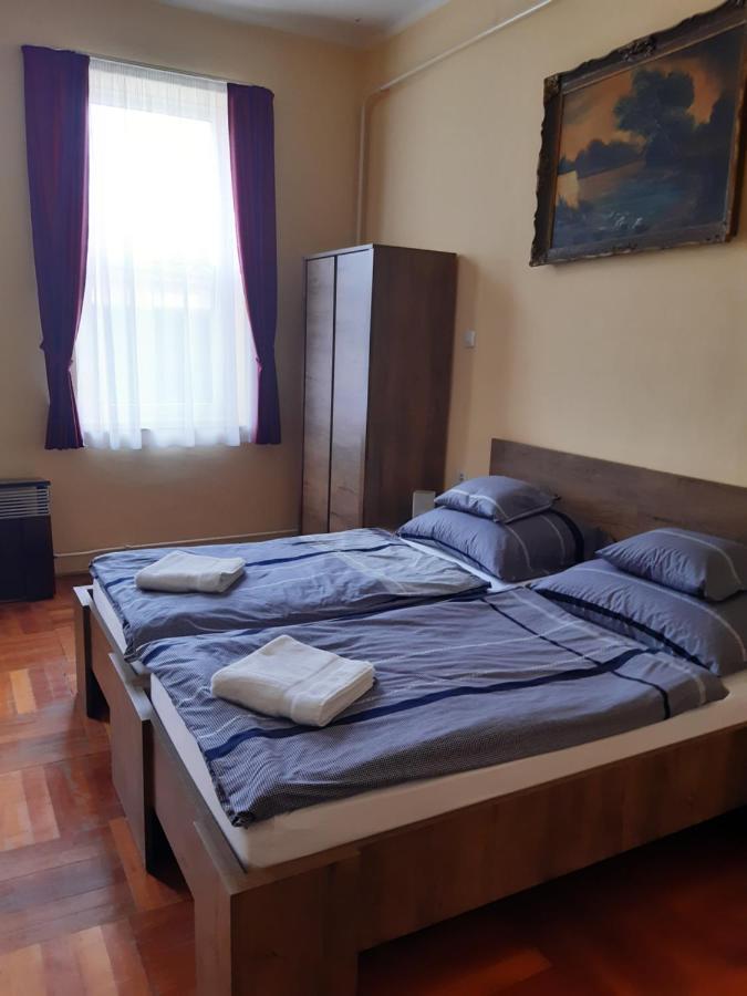 Helga Apartman Makó Екстериор снимка