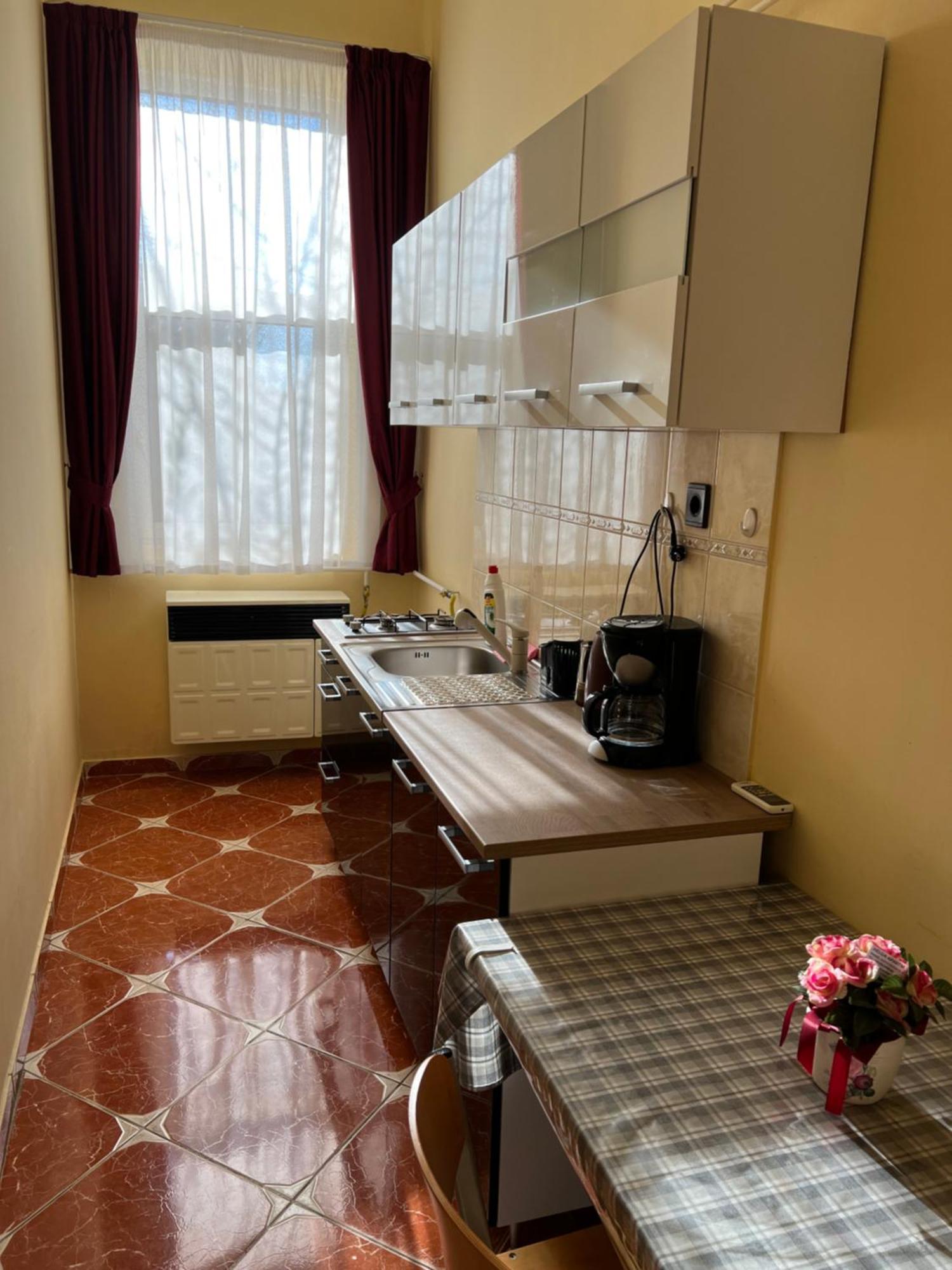 Helga Apartman Makó Екстериор снимка