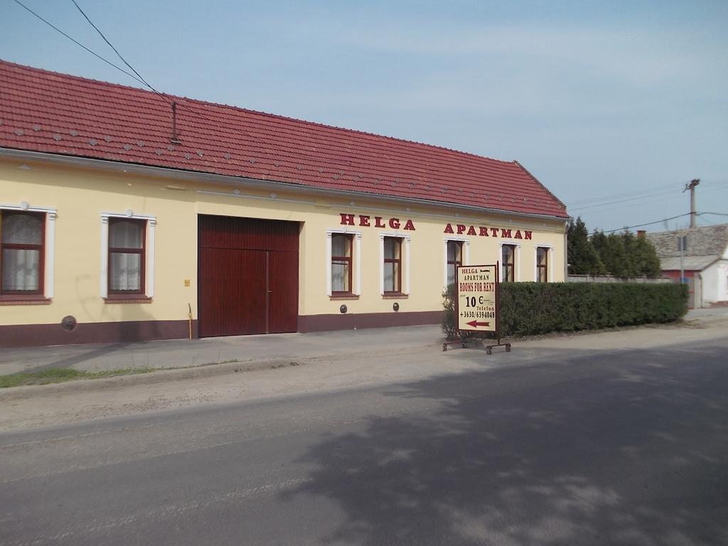 Helga Apartman Makó Екстериор снимка